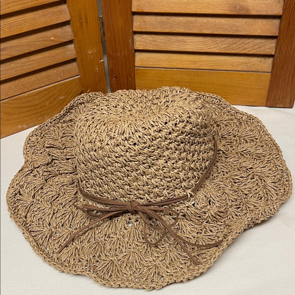 Stylish Brown Woven Straw Sun Hat